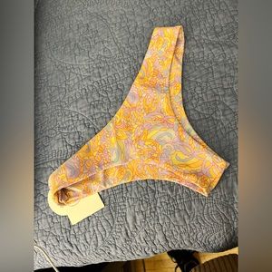 Cheeky whipped wonder Kulani kini bottoms